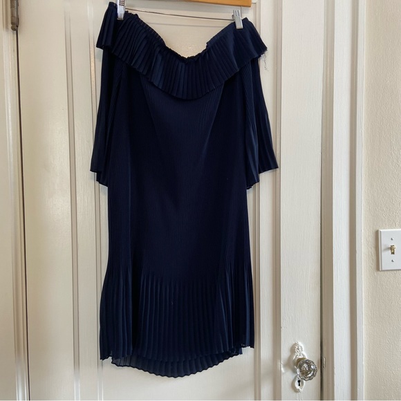 Ted Baker Franeis Off the Shoulder pleated dress - Picture 6 of 7